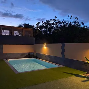  Villa Casa Fard